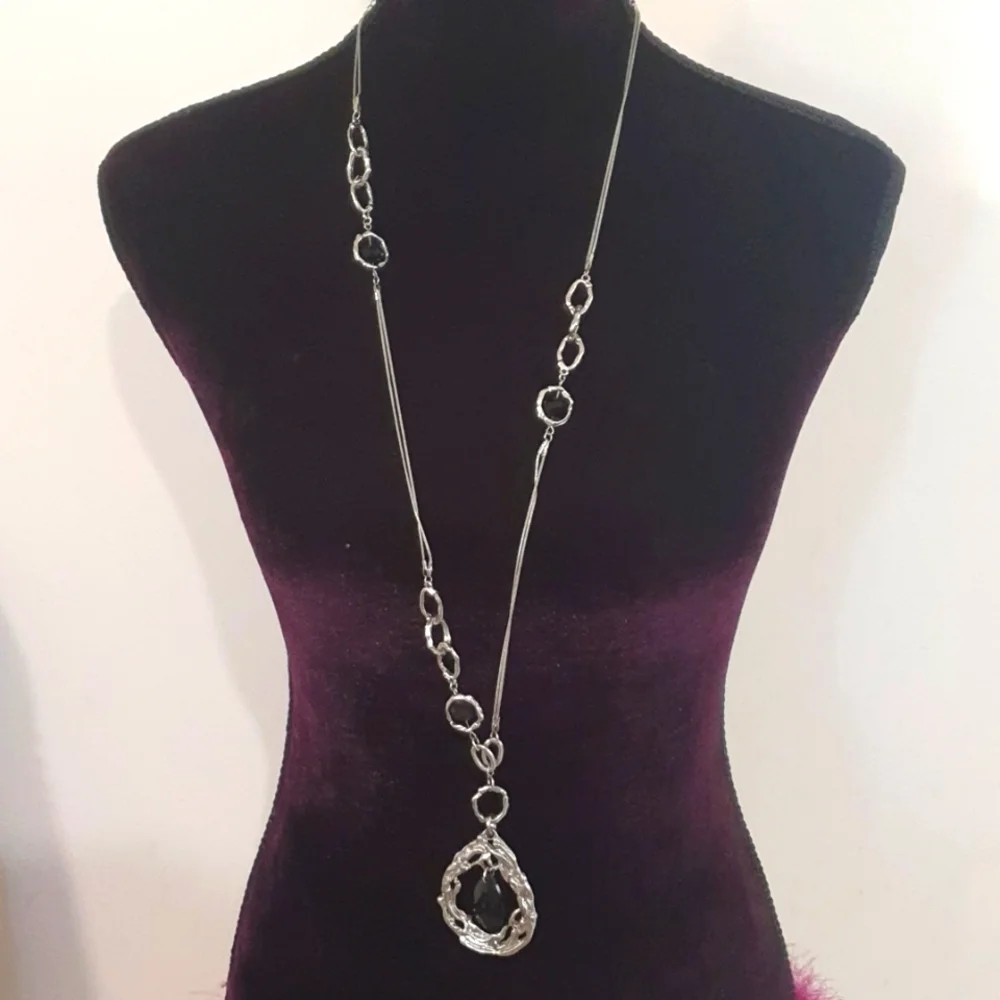 85cm + Silver Tone and Black Beaded Necklace - Picture 1 of 4